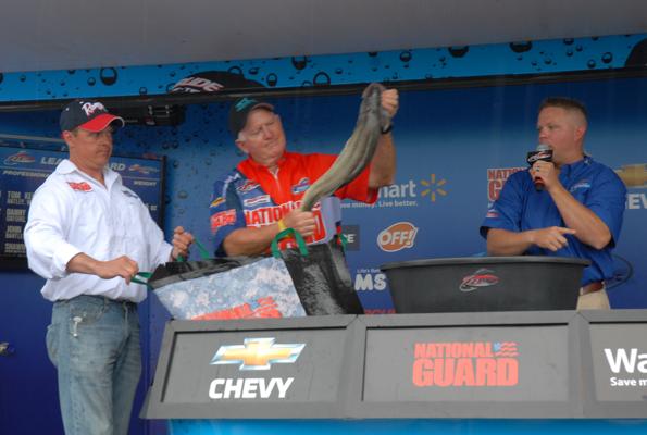 8D0C9FF6-A47A-4D99-ADFD-496E2B64F373