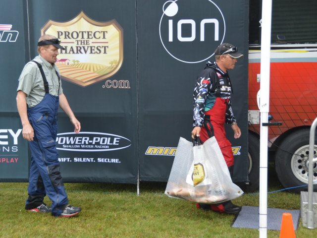 8D1F8429-788A-4367-BB99-B5707257CCFB