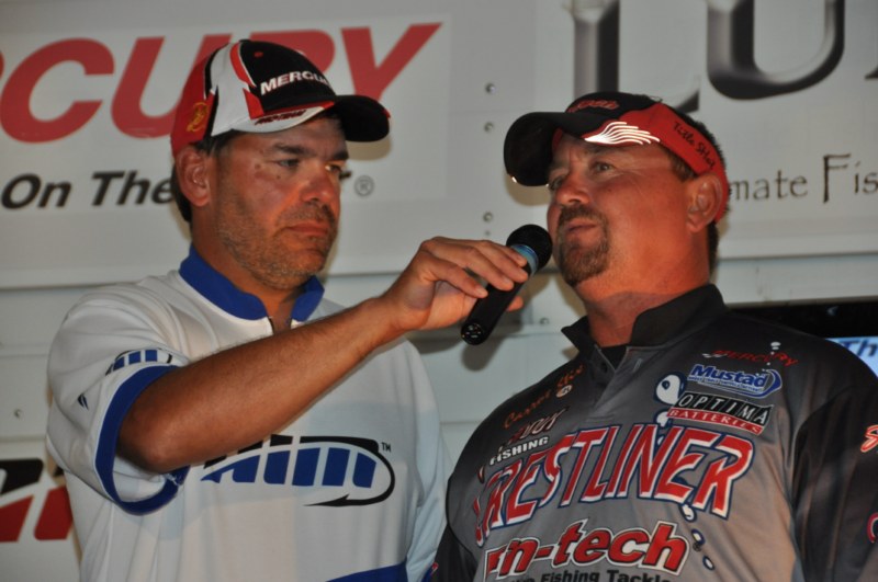 8D2884DB-499D-4D4D-8990-D4801CD89E98