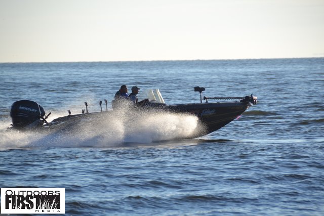 8D3B8292-4A04-4555-AC25-E432F06E0FE1