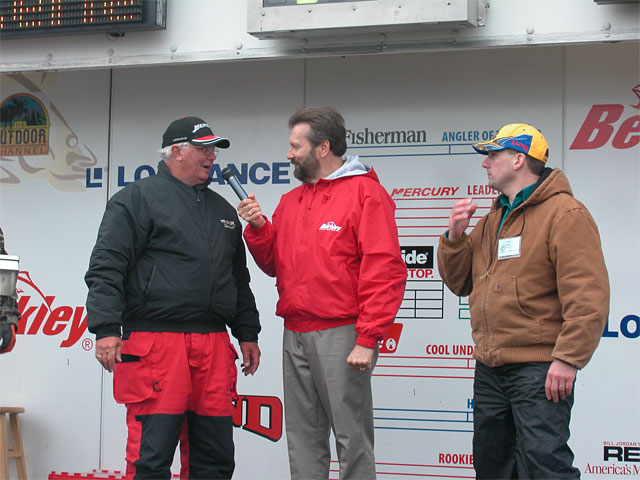 8D40FAE9-58F0-4F6F-84DB-A5C7A13943EC