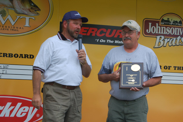 8D43FE86-F4F2-4BE7-91B4-9EE6C43740F3