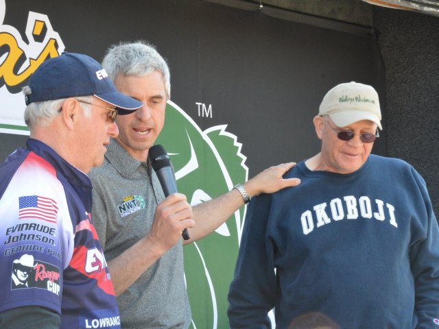 8D5243C9-71B7-4221-8CA1-CCECE94782AA