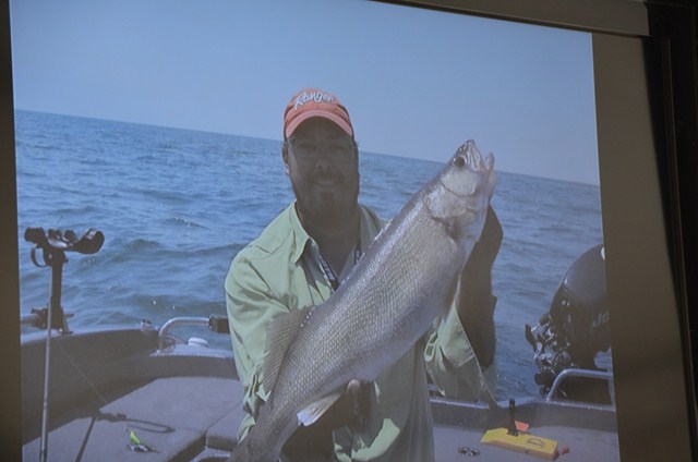 8D573F7D-2A80-4F80-BA18-3BBF0FA22C5E