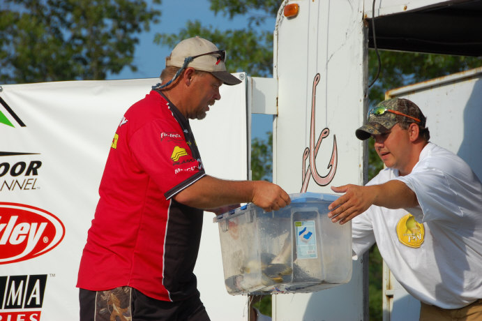 8D5CD18F-57A1-4808-977A-634267B77AFE