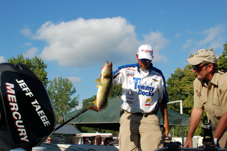 8D5D696A-5404-4EAC-8D9A-D06BBC381F57