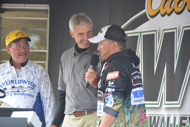 8D74C6FB-233B-41B9-AF47-90CF4D58A0D4