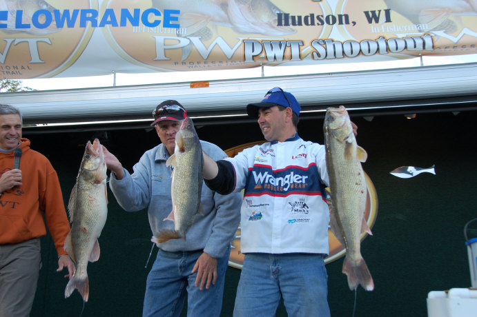 8D90802C-C075-4F80-A267-1F51AD212B61