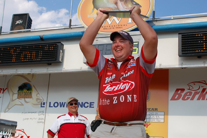 8DA0F810-B5E7-4314-A891-7B9C5D89D41C