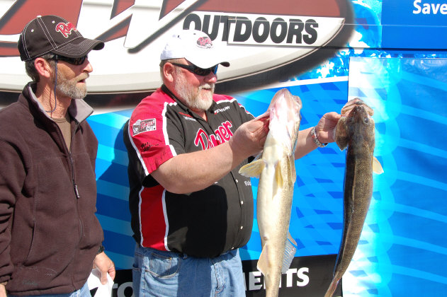 8DCA9E4D-F2CE-45C6-8A8B-7430DB304D86