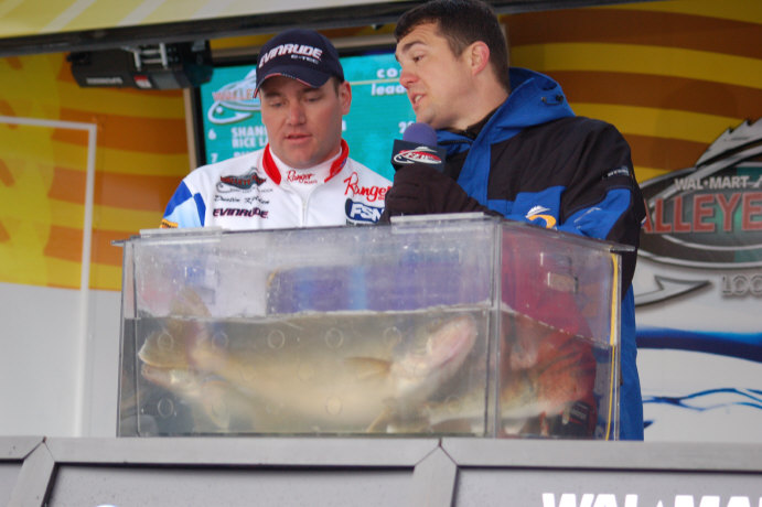 8DFDD39A-5EA3-458D-8AC8-78F1BC48B41B