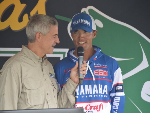 8E1AC54C-EE6A-41B1-8D23-99C897804231