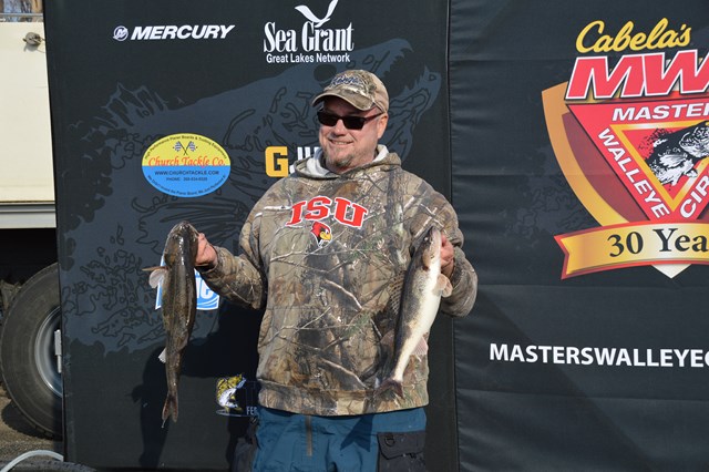 8E25A8BC-367C-4E18-B35B-0907047FDFC8