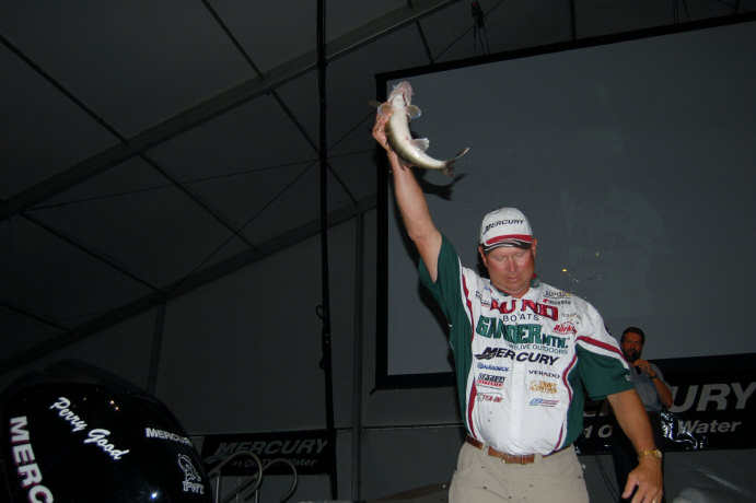 8E27C674-5C1D-4474-BBA7-8B02B6F2AE0D