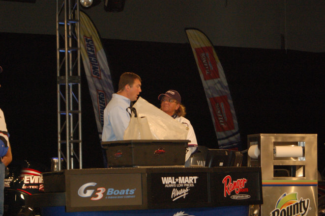 8E330418-ACBC-41C5-AA03-EC956356A0AF