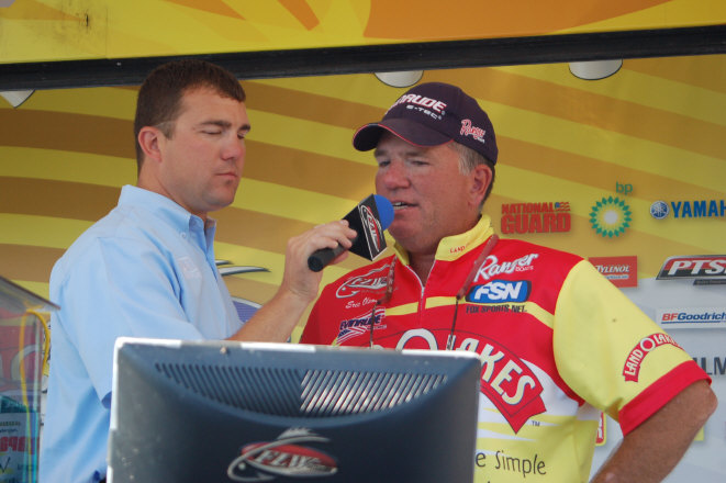 8E38D50C-8516-4273-97EC-06FA9C032B27