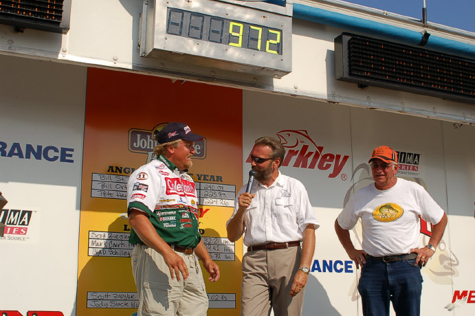 8E3A8522-5937-44F4-BB61-C10CC606B532