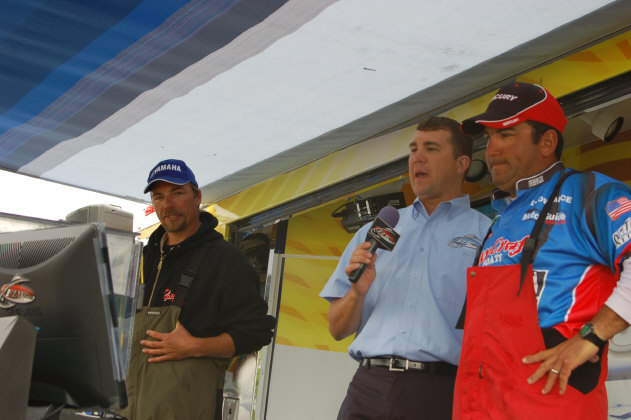 8E47B396-376D-4D13-A32F-177A05D2D4EC