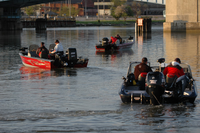 8E4833AA-73B7-4B70-A5CE-C375446655B3