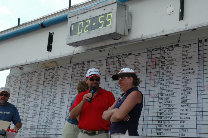 8EC2728B-7706-4F6B-B5EE-305D1D9DBD04