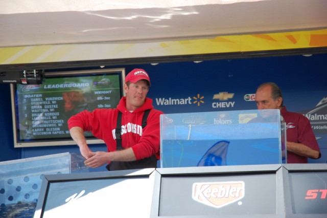 8EDBAA29-3B86-47A8-893E-DB36AB8A8EEE