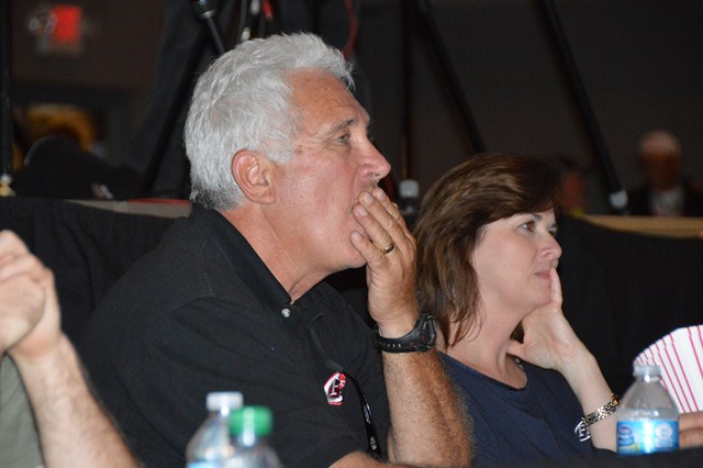 8EF9AFF2-15AE-463C-89D0-469A0FA8C78B