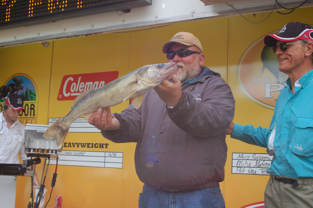 8F194D8B-29CC-4EA6-8D5D-782610B8965A