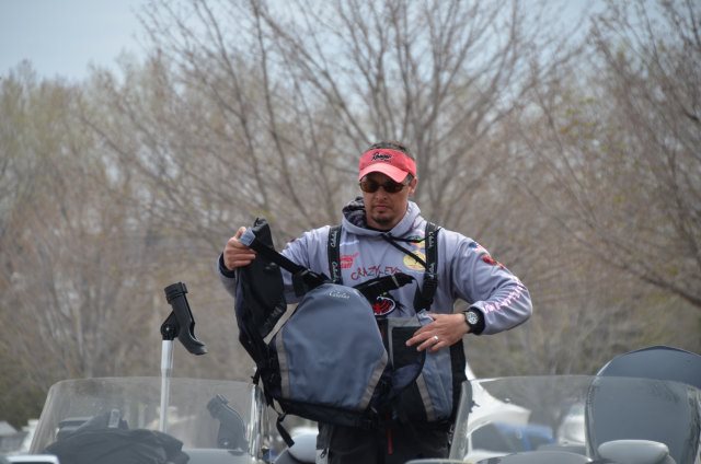 8F275B98-651A-4F82-83F7-AFC671F1F31F