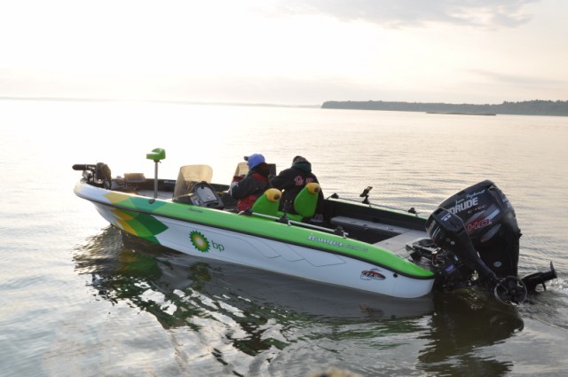 8F3127F4-6FCC-4C10-9607-46B75C7BFD8D