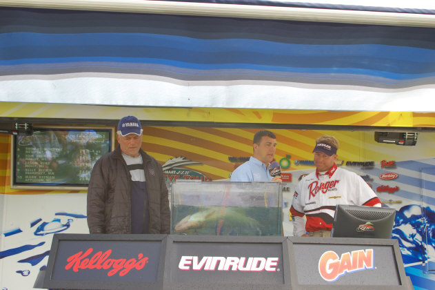 8F3CC97D-95CE-4088-B8B6-4A39D8D0147D