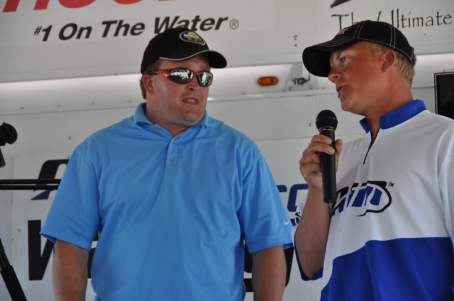 8F4A6E70-A0A2-4989-B2C8-6657D8ECD353