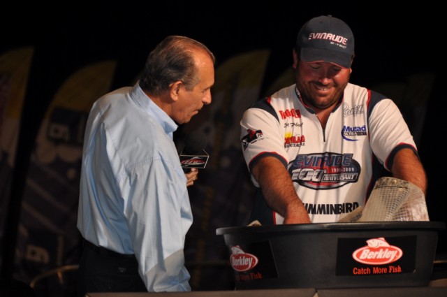 8F57AD37-0B4C-4068-B66A-648C90681F33