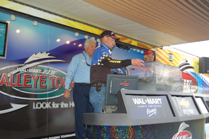 8F62E60D-CCE2-4E49-A728-31FACEC0F09A