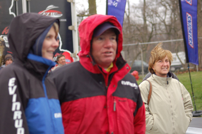 8F6D2096-3571-422D-AB2C-3974A58F0F1F