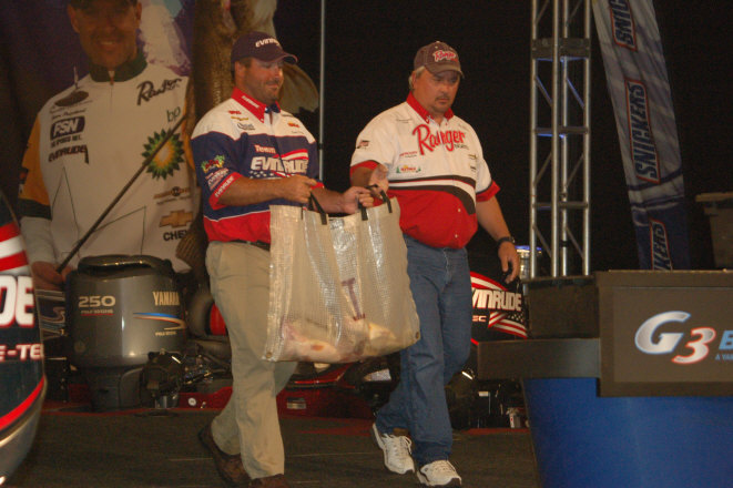 8FAEE182-AE09-4360-8A1C-E6B3852BEC82