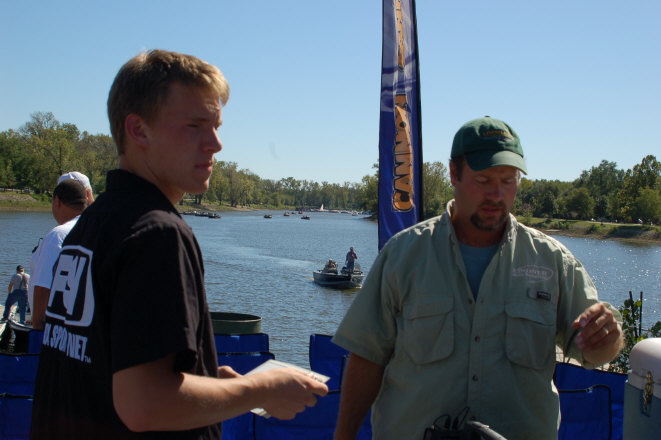 8FCB71A2-7046-41EB-9A64-A7556DE85EA7