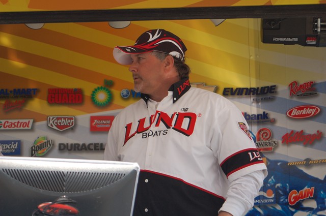 8FDB4990-81E4-4109-93D8-C23BEF829718