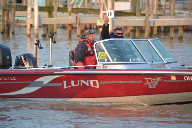 8FDBDD17-8009-4D7F-879F-BEFCB9968061