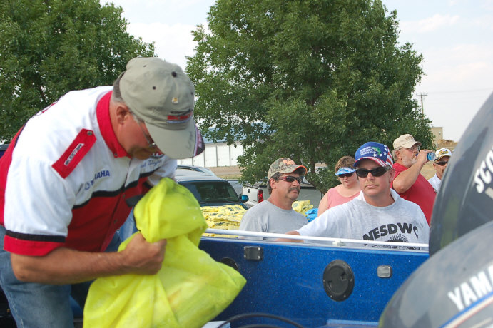 8FDDAA81-C40F-406A-9AAA-A3EFEA5CF34F