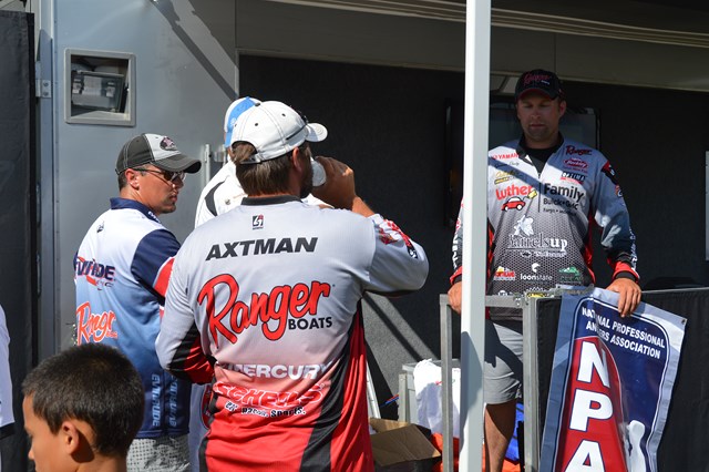 8FE2EB34-B0B1-448B-8D01-5A5F70B641E1