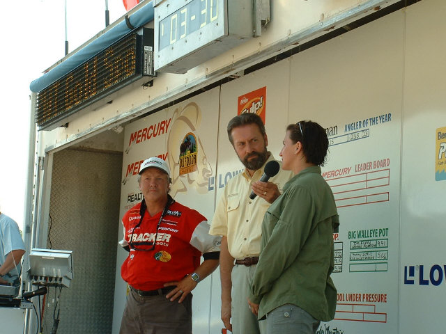 8FF0FD3E-DA01-499D-B532-A8D191CEB14C