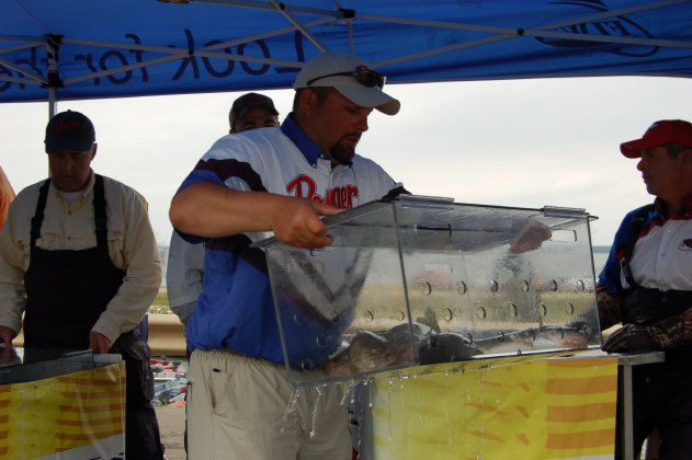 8FFEBAE3-916A-4637-879B-2070BD88565A