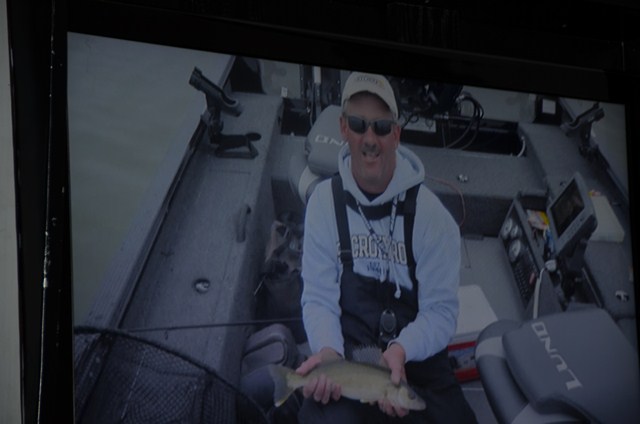 303A3773-8A95-4DCE-B11E-B2E51E30B8F5