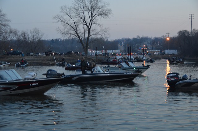 19044DDA-1CE9-46E0-B7A9-A5144BDE9B41