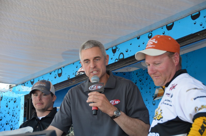 3197B2EB-8831-4E6B-91AE-4D4B38F327D6