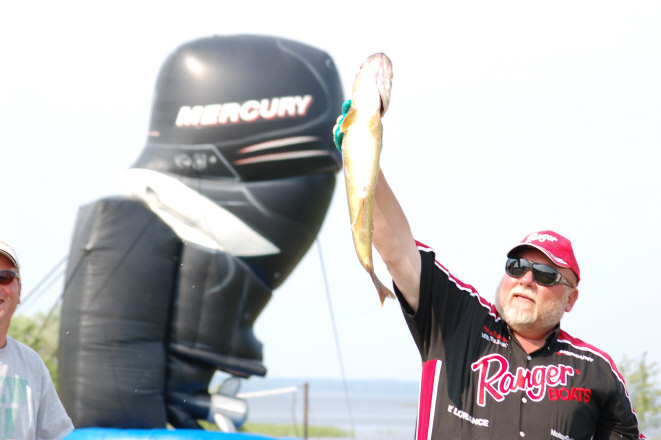 9009A2A9-6441-4F1F-BC8F-F139C4C57355