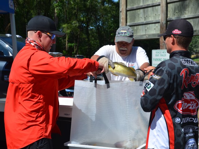 9014A3E9-B1DF-4009-A58D-A7C1C765A6C4