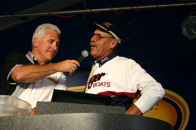 901B98F8-A75F-45D6-A936-3866788D4B4C