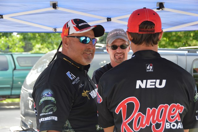 90219093-06DA-4B0F-8574-2D0F726B2AC2