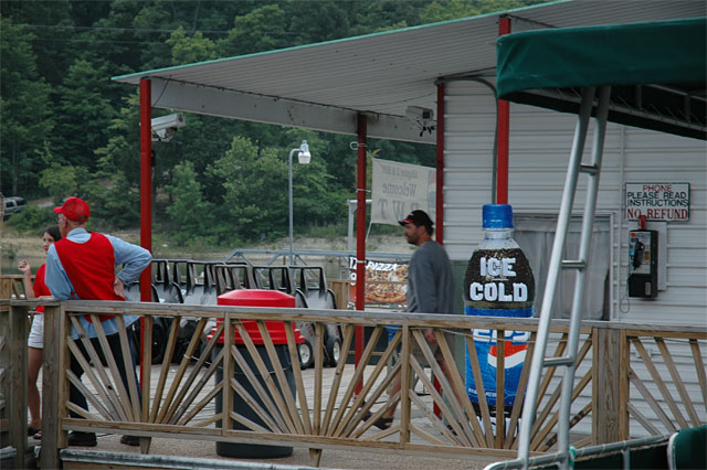 9028E716-00FA-4912-BE99-6DAB418A3047